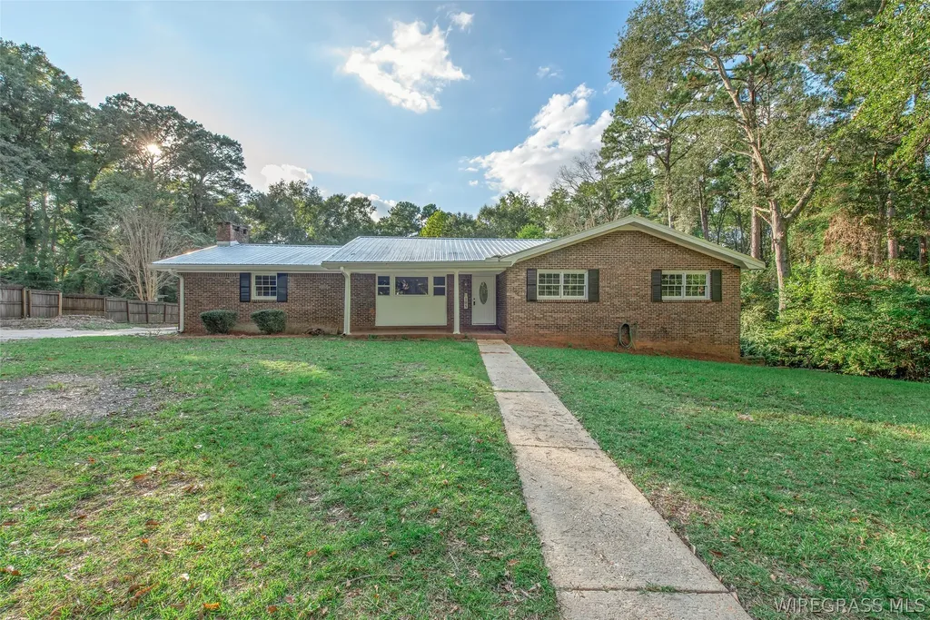 105 Windcreek Lane Enterprise AL 36330