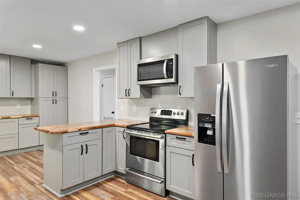 105 Windcreek Lane Enterprise AL 36330
