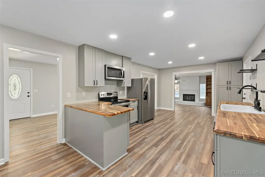 105 Windcreek Lane Enterprise AL 36330
