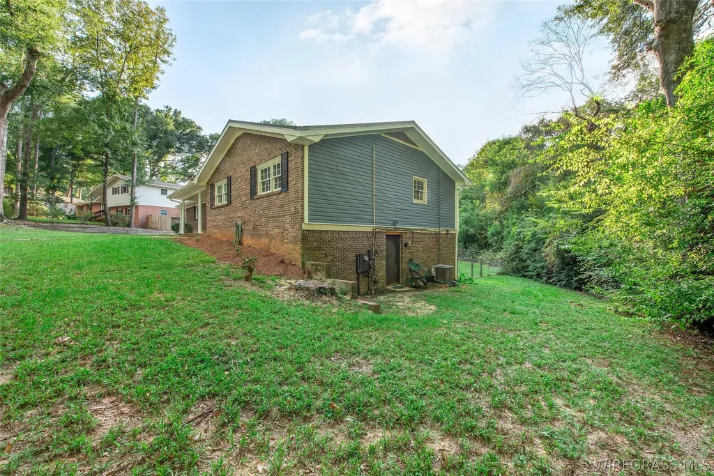 105 Windcreek Lane Enterprise AL 36330