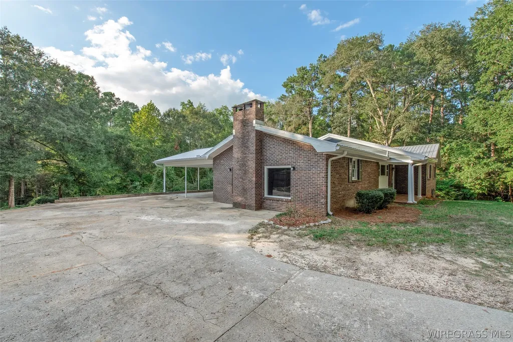 105 Windcreek Lane Enterprise AL 36330