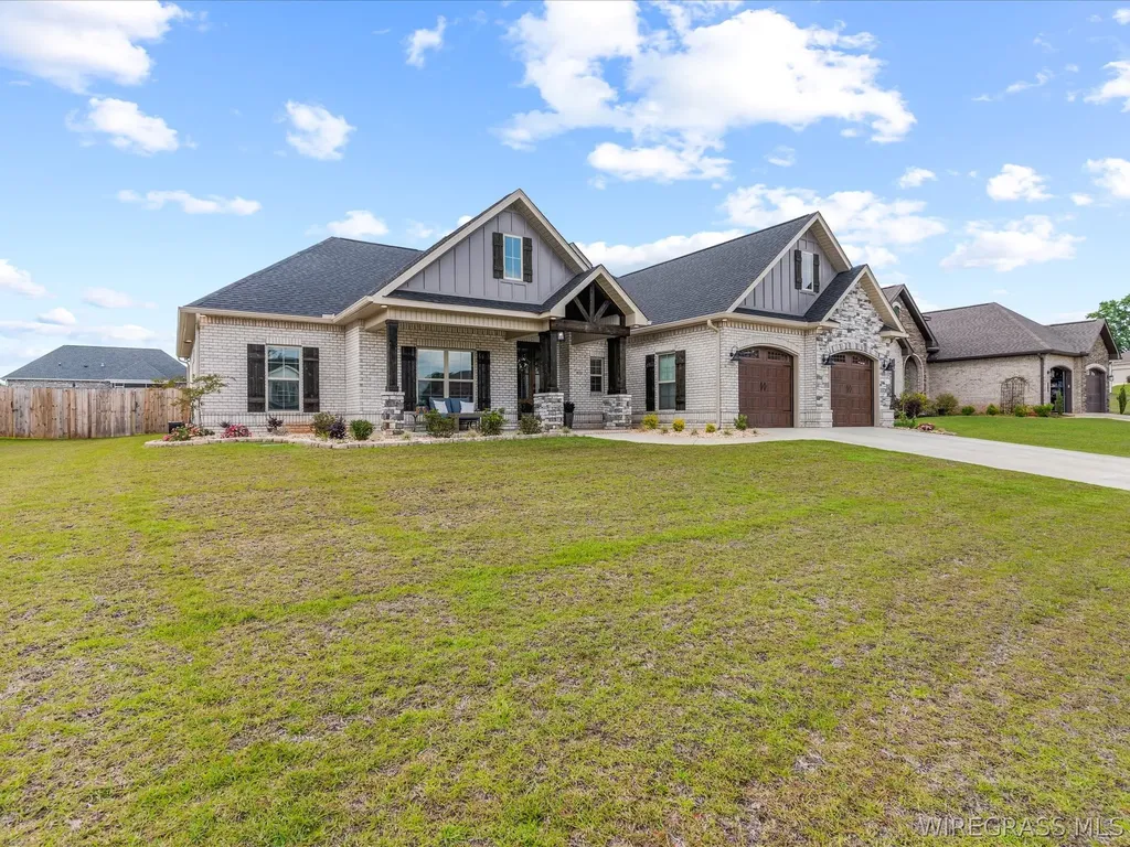355 Lakes Drive Enterprise AL 36330