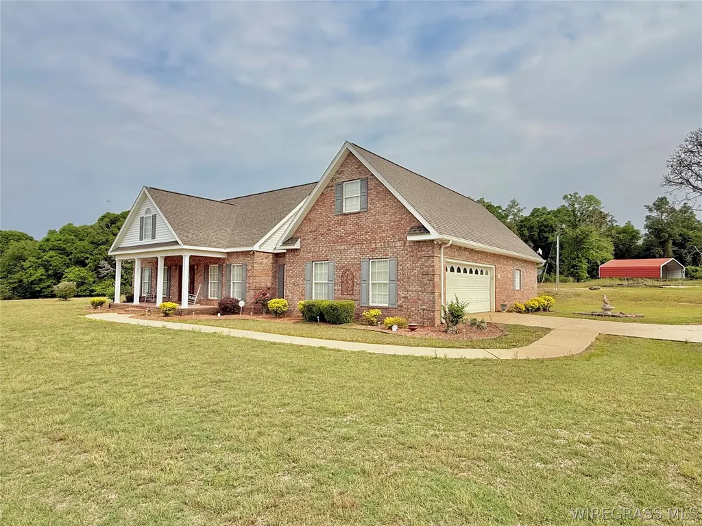 2065 County Road 6 Road Black AL 36314