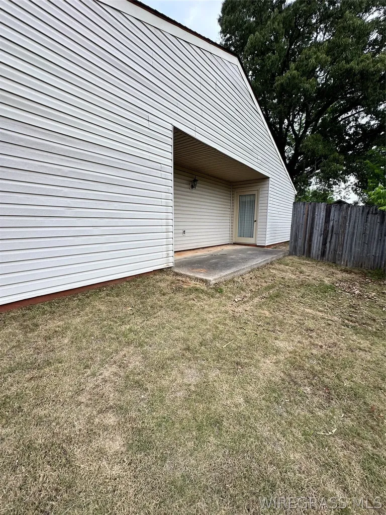 221 Simpson Drive Daleville AL 36322