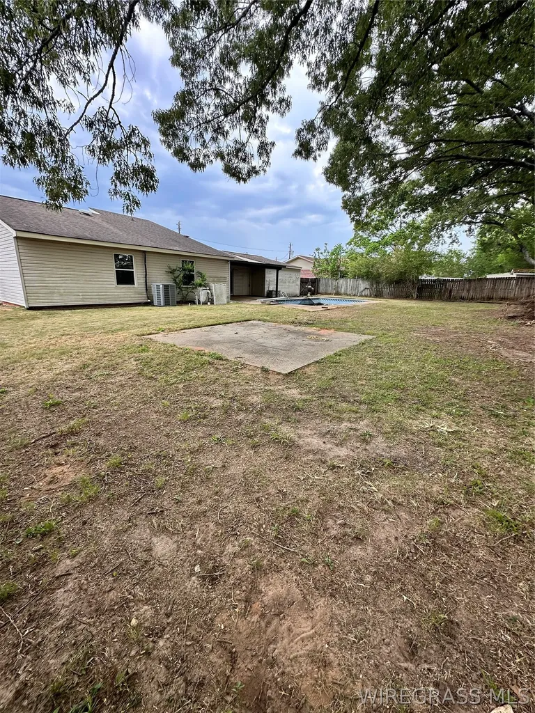 221 Simpson Drive Daleville AL 36322