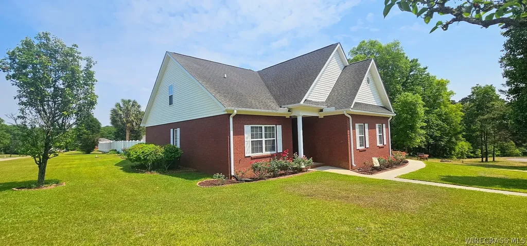 117 Sumpter Way Ozark AL 36360