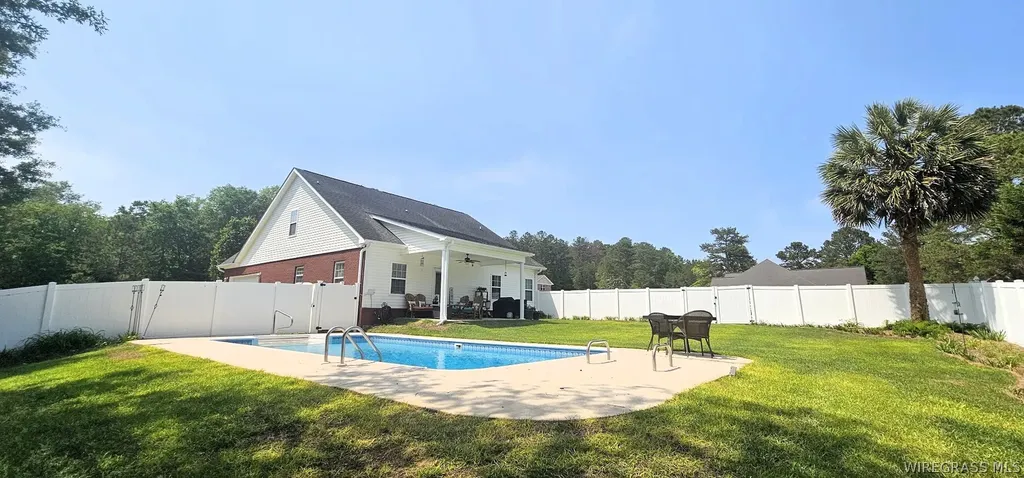 117 Sumpter Way Ozark AL 36360