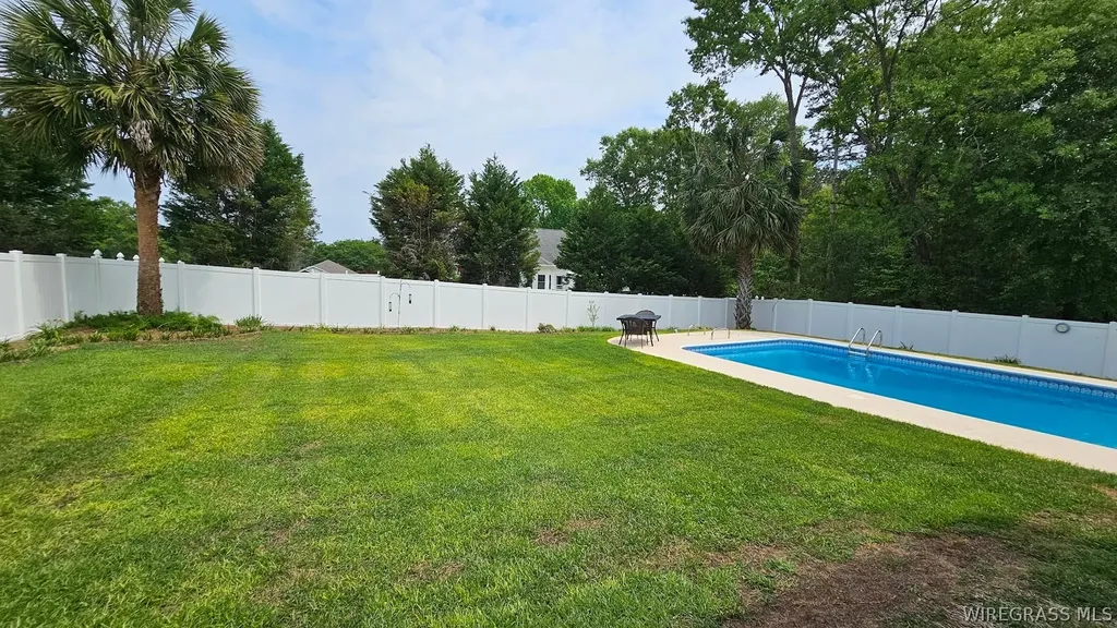 117 Sumpter Way Ozark AL 36360