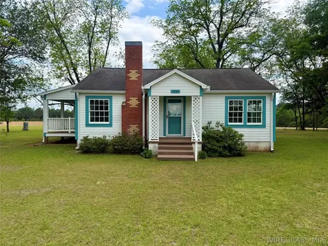 1046 Antioch Circle Hartford AL 36344