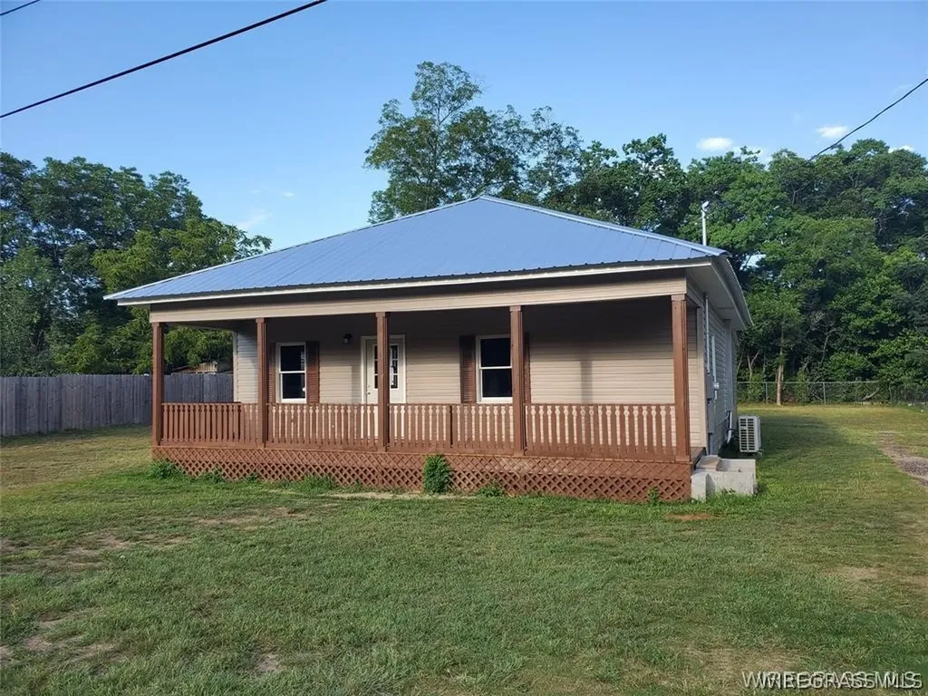 203 Ozark Avenue Ozark AL 36360