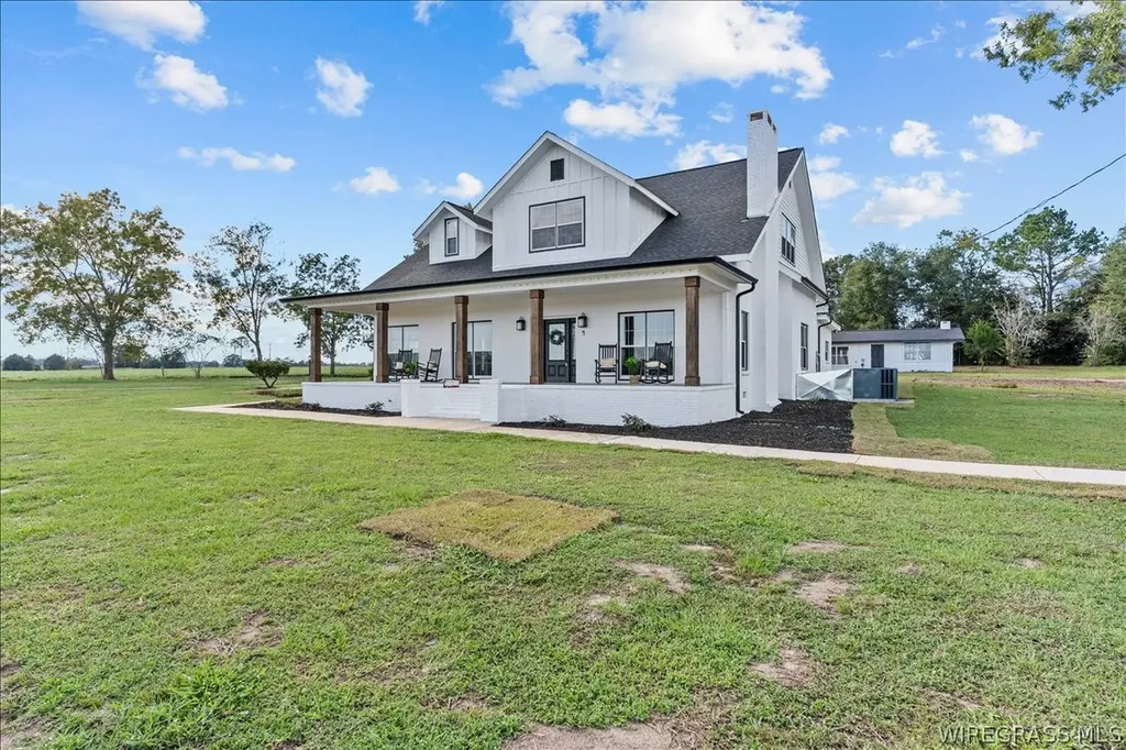7550 Highway 85 Daleville AL 36322