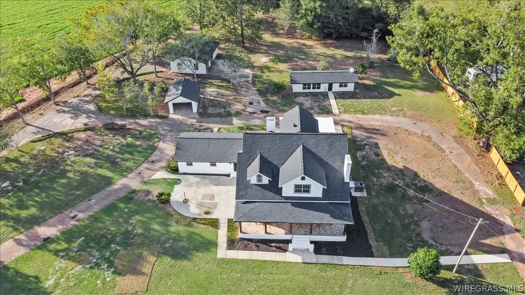 7550 Highway 85 Daleville AL 36322