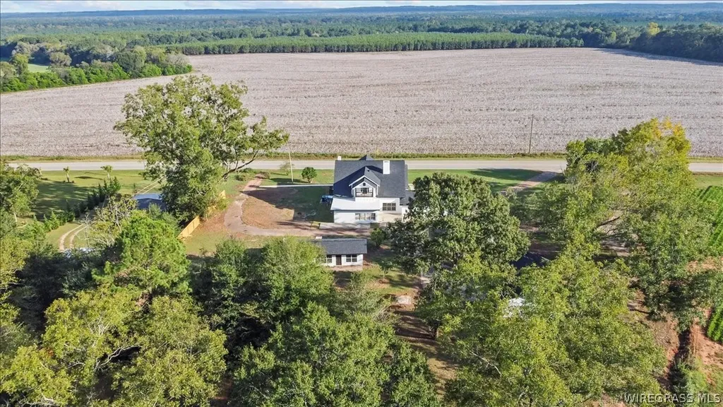 7550 Highway 85 Daleville AL 36322