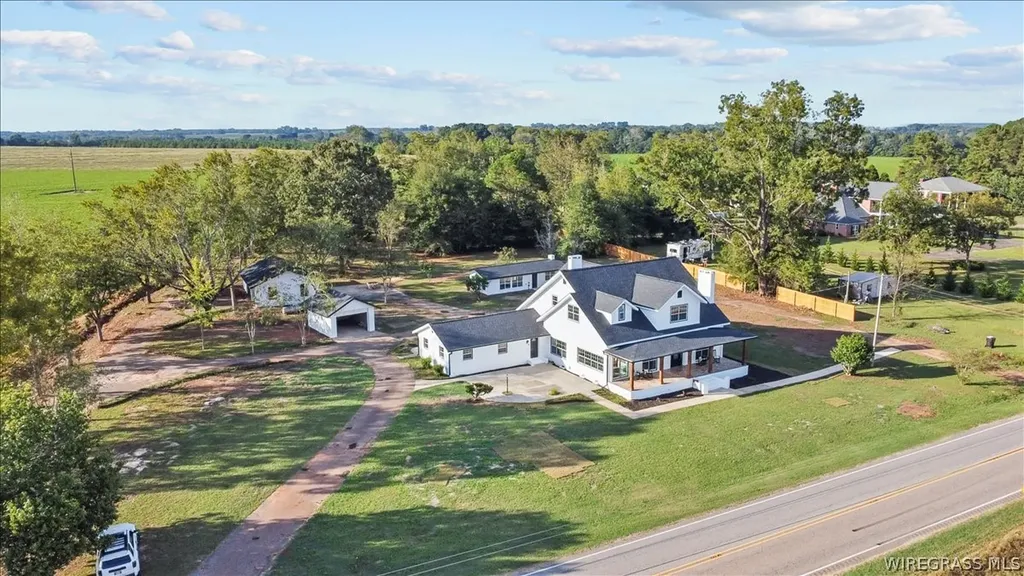 7550 Highway 85 Daleville AL 36322