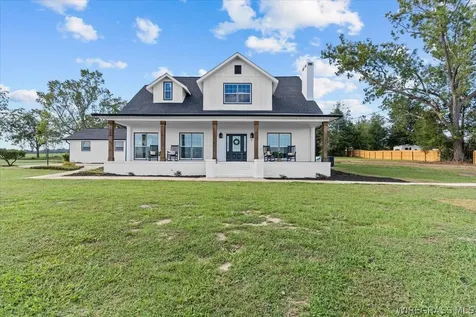 7550 Highway 85 Daleville AL 36322
