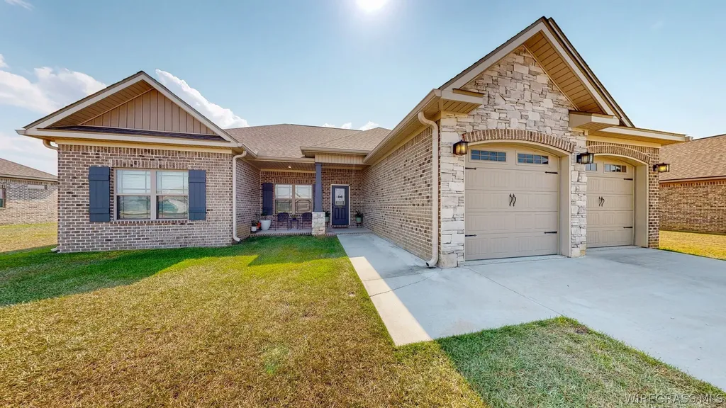 294 Sandbed Road Newton AL 36352