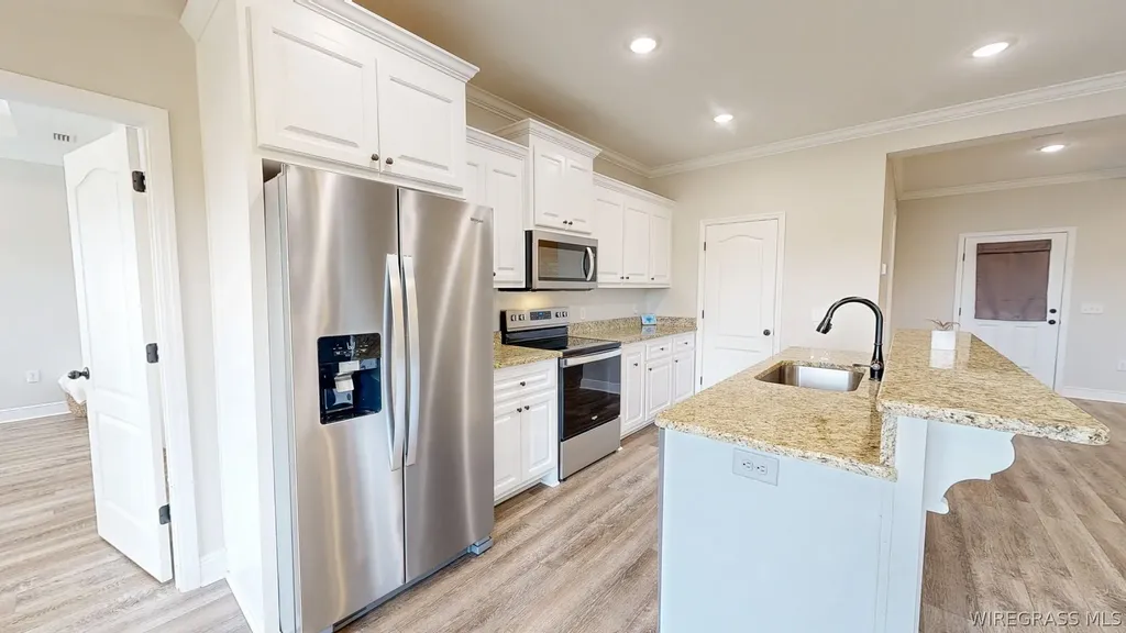 294 Sandbed Road Newton AL 36352
