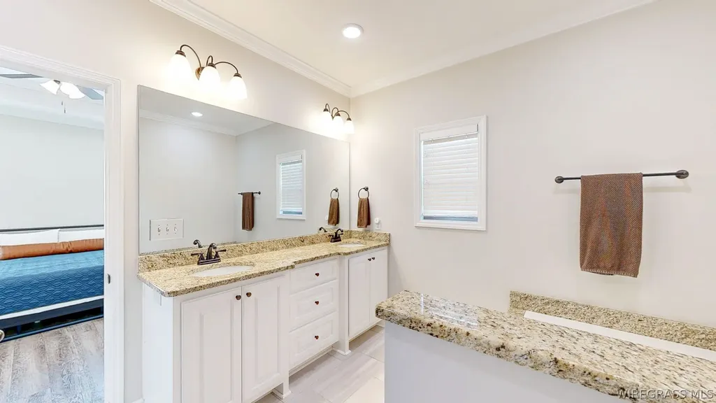 294 Sandbed Road Newton AL 36352