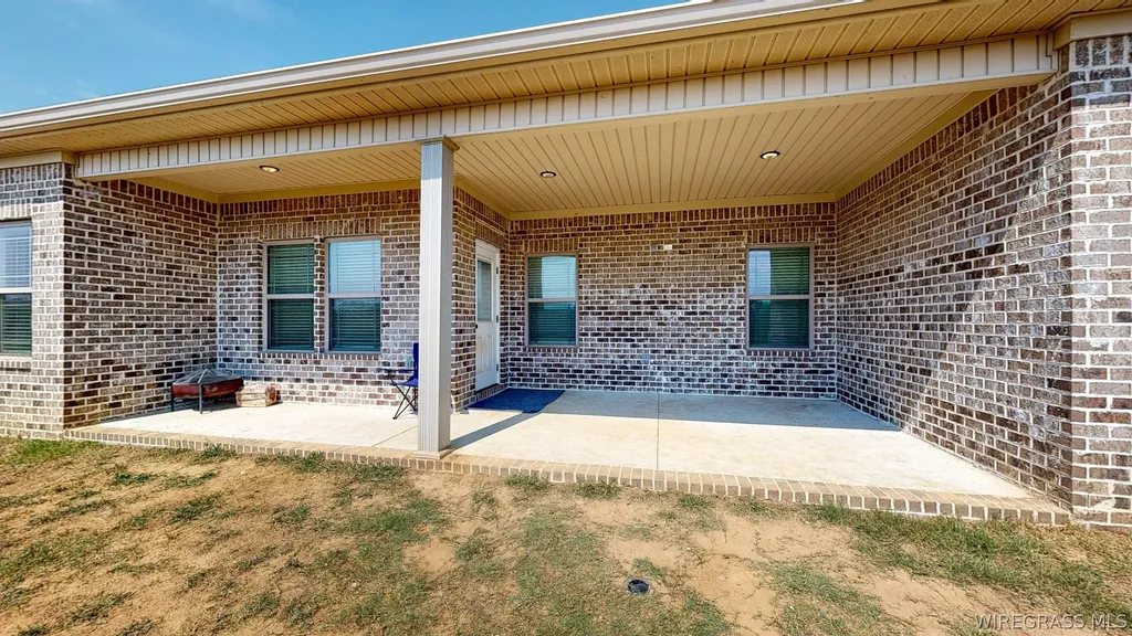 294 Sandbed Road Newton AL 36352