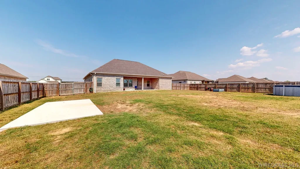 294 Sandbed Road Newton AL 36352