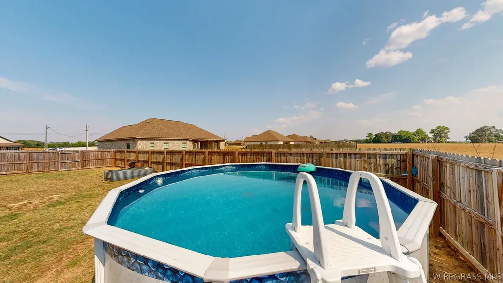 294 Sandbed Road Newton AL 36352