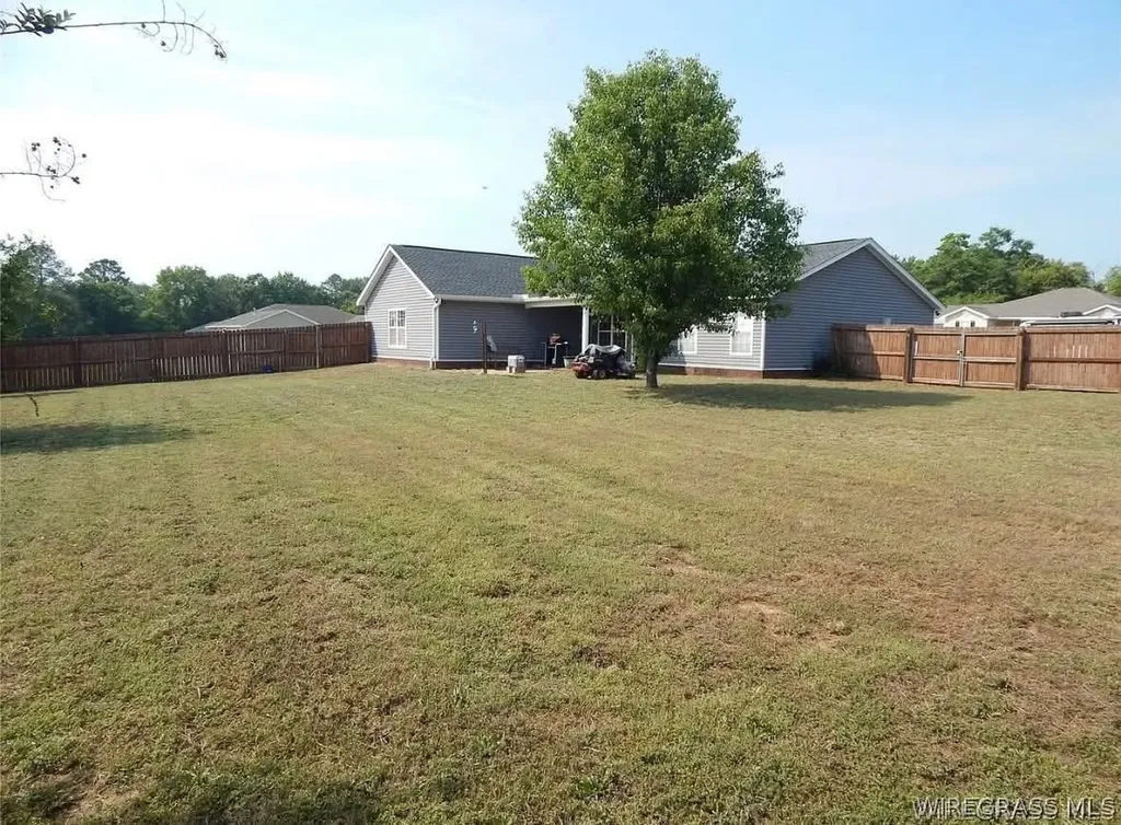 226 Griffith Lane New Brockton AL 36351