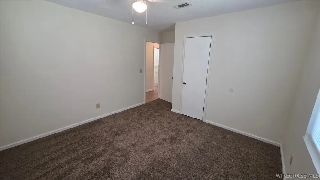 180 Pine Tree Lane Daleville AL 36322