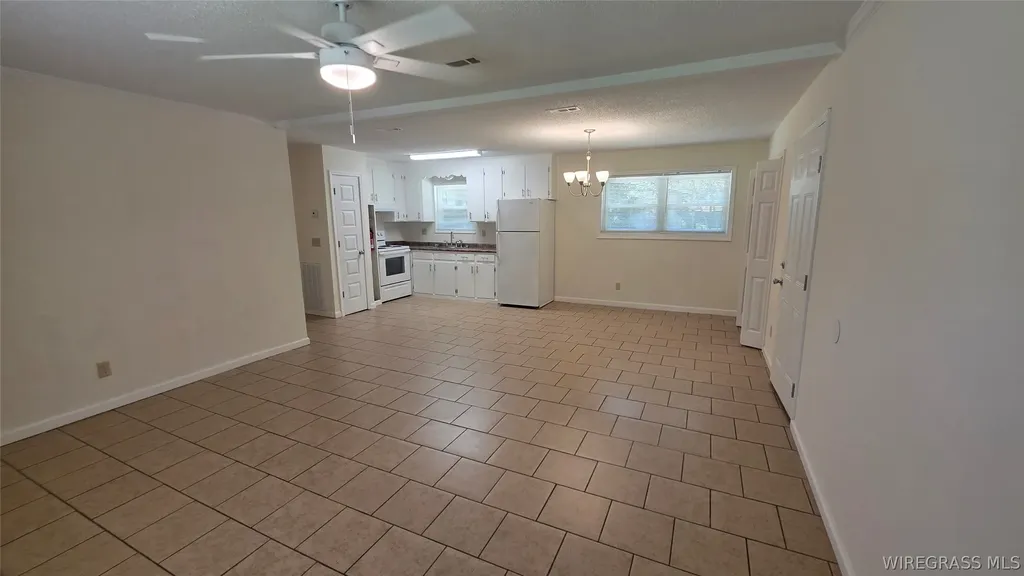 180 Pine Tree Lane Daleville AL 36322