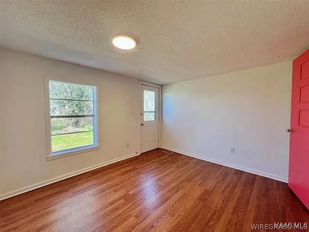 1666 Grant Road Slocomb AL 36375