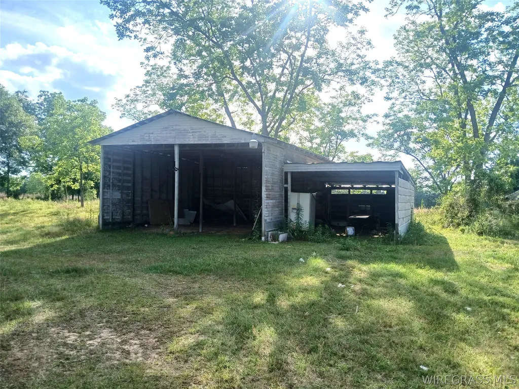 1666 Grant Road Slocomb AL 36375
