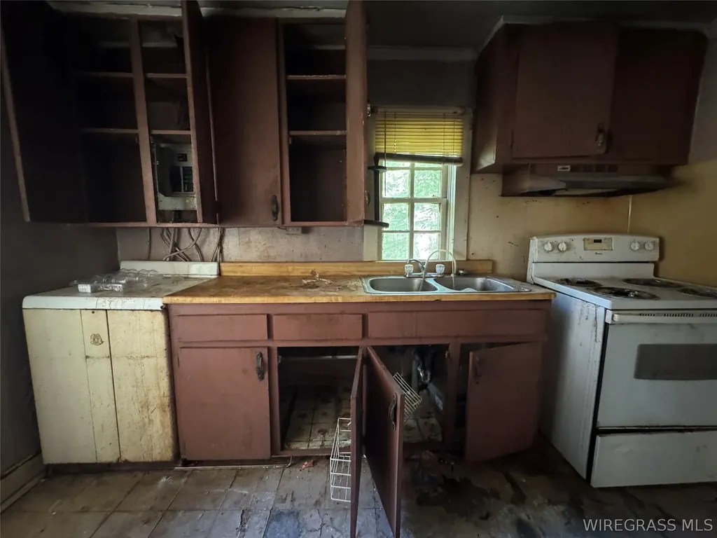 580 Boykin Avenue Ozark AL 36360