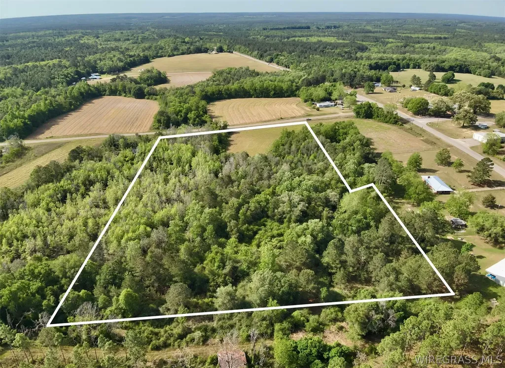 14 Red Oak Road Florala AL 36442