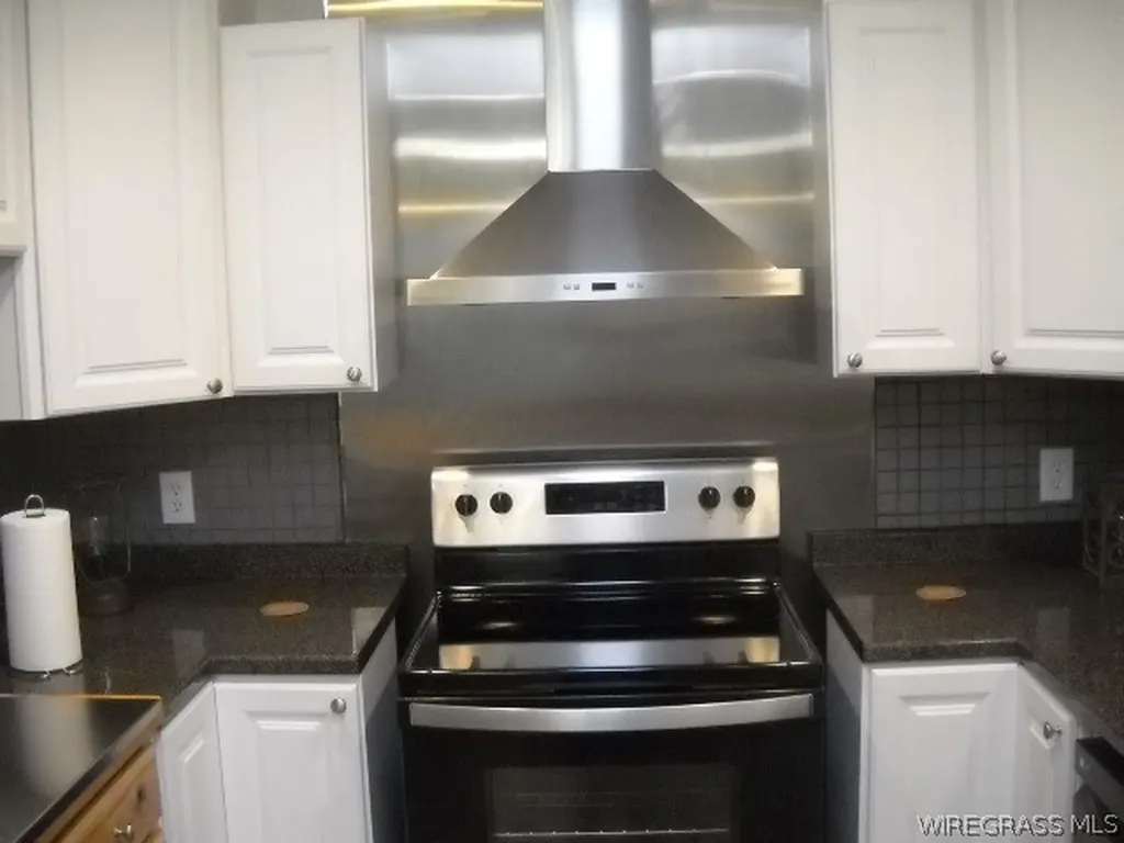 129 Glenwood Lane Ozark AL 36360