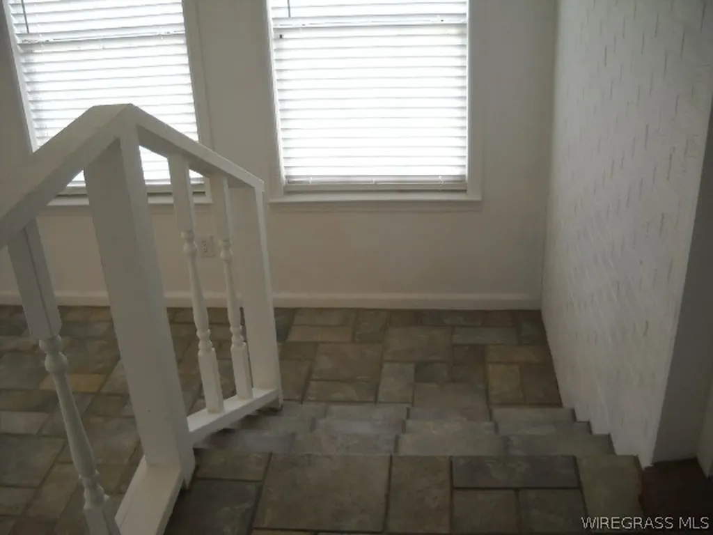 129 Glenwood Lane Ozark AL 36360