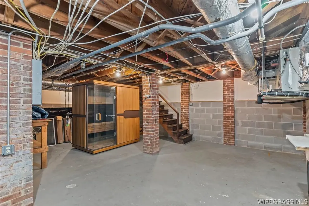 702 College Street Enterprise AL 36330
