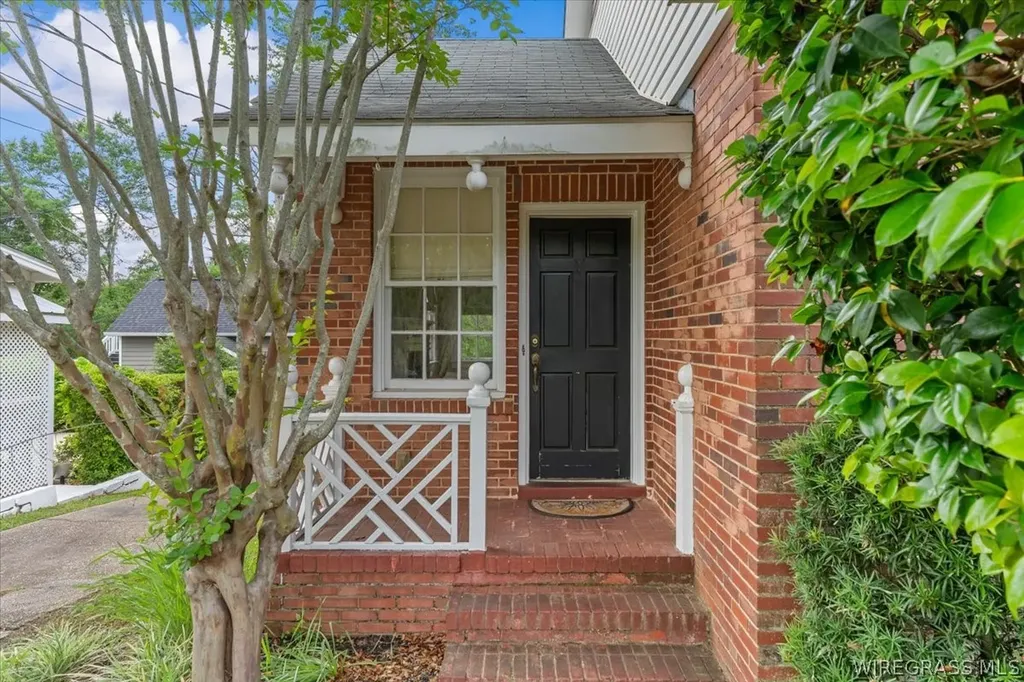 702 College Street Enterprise AL 36330