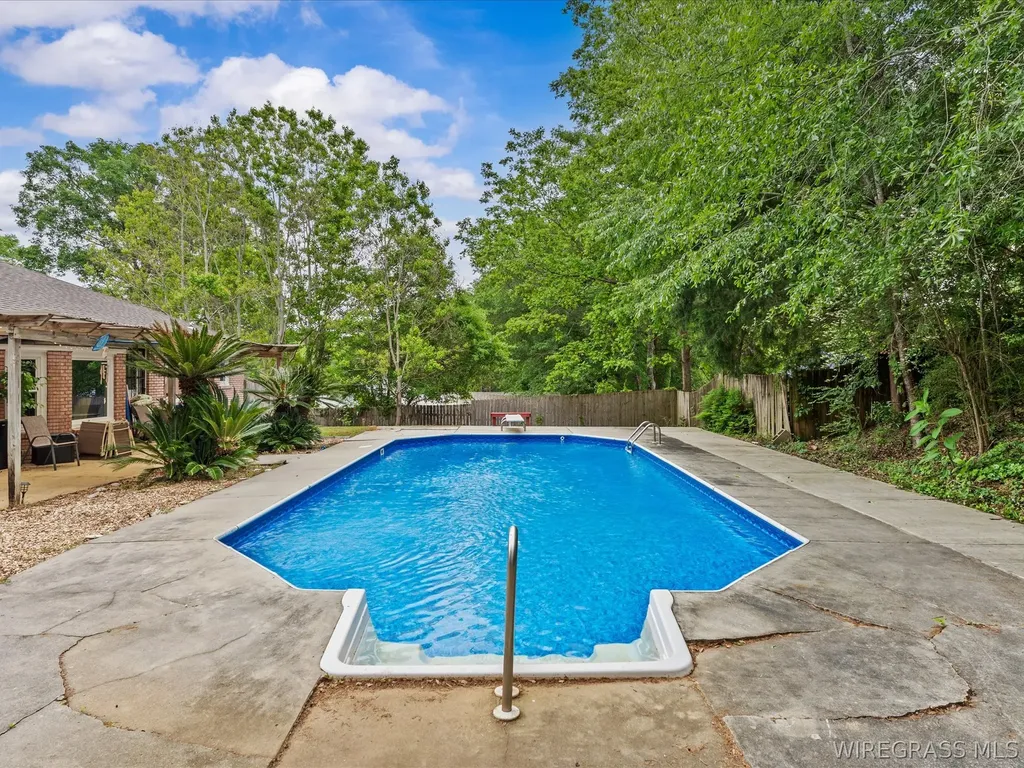 216 Rolling Pines Drive Enterprise AL 36330