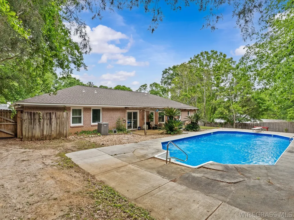 216 Rolling Pines Drive Enterprise AL 36330