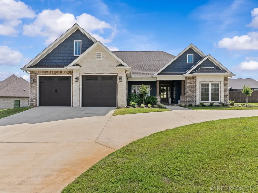 359 Lakes Drive Enterprise AL 36330