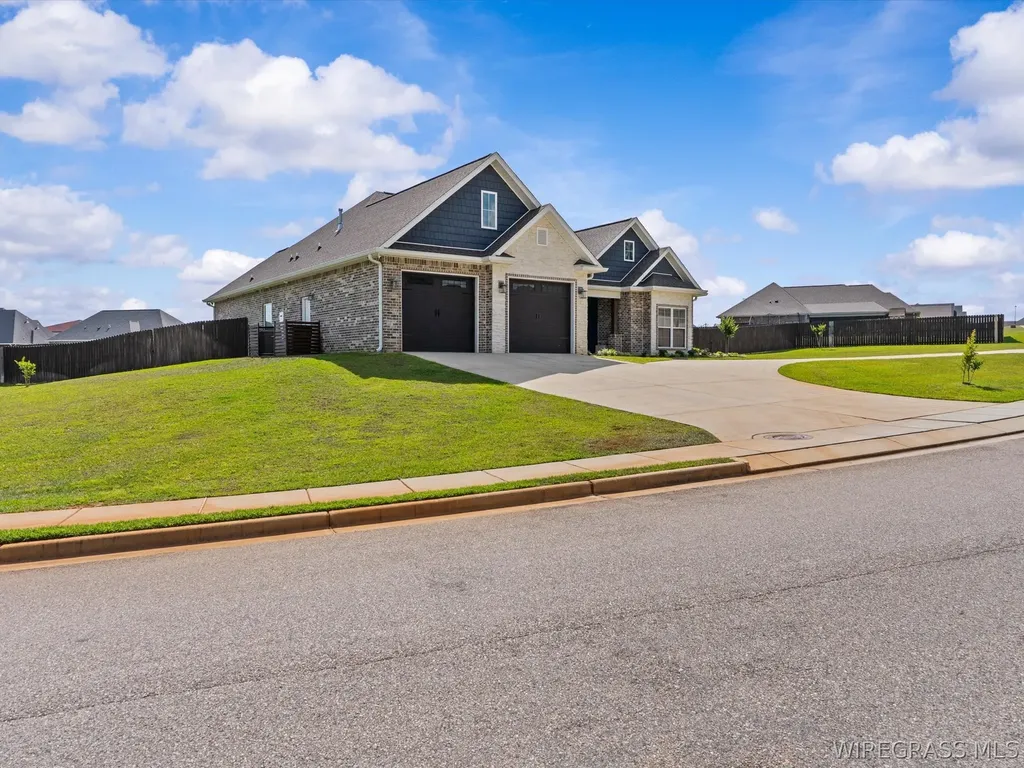 359 Lakes Drive Enterprise AL 36330