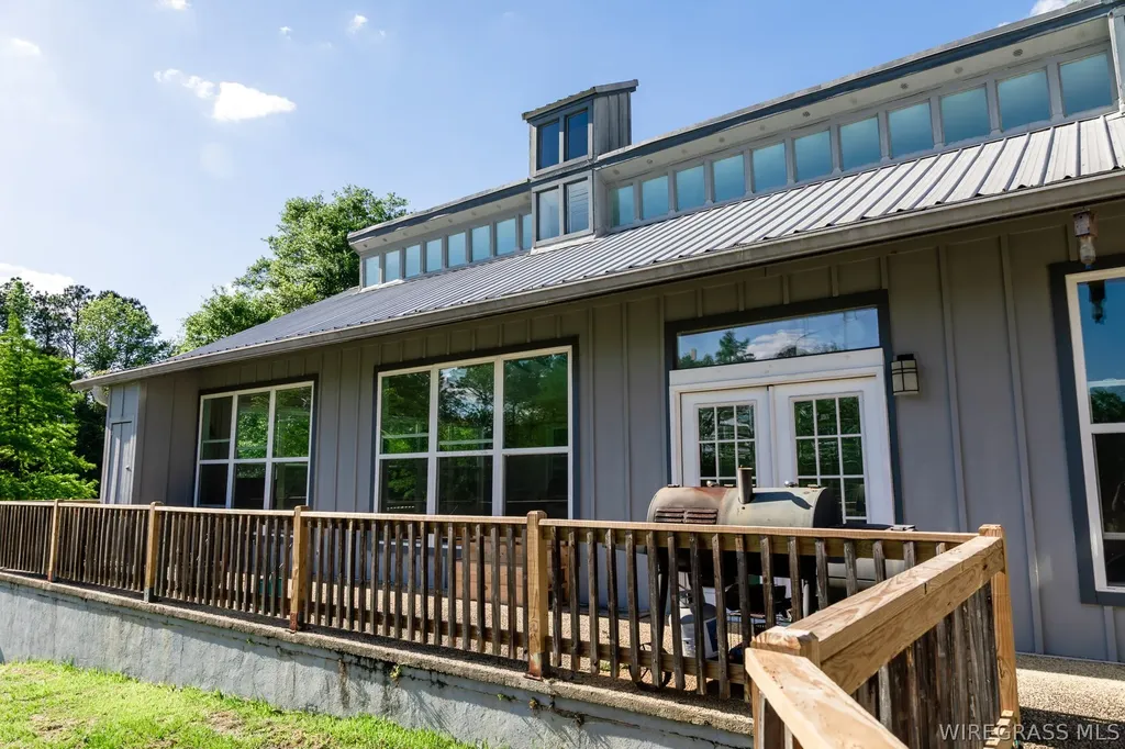 205 N Woodland Street Geneva AL 36340