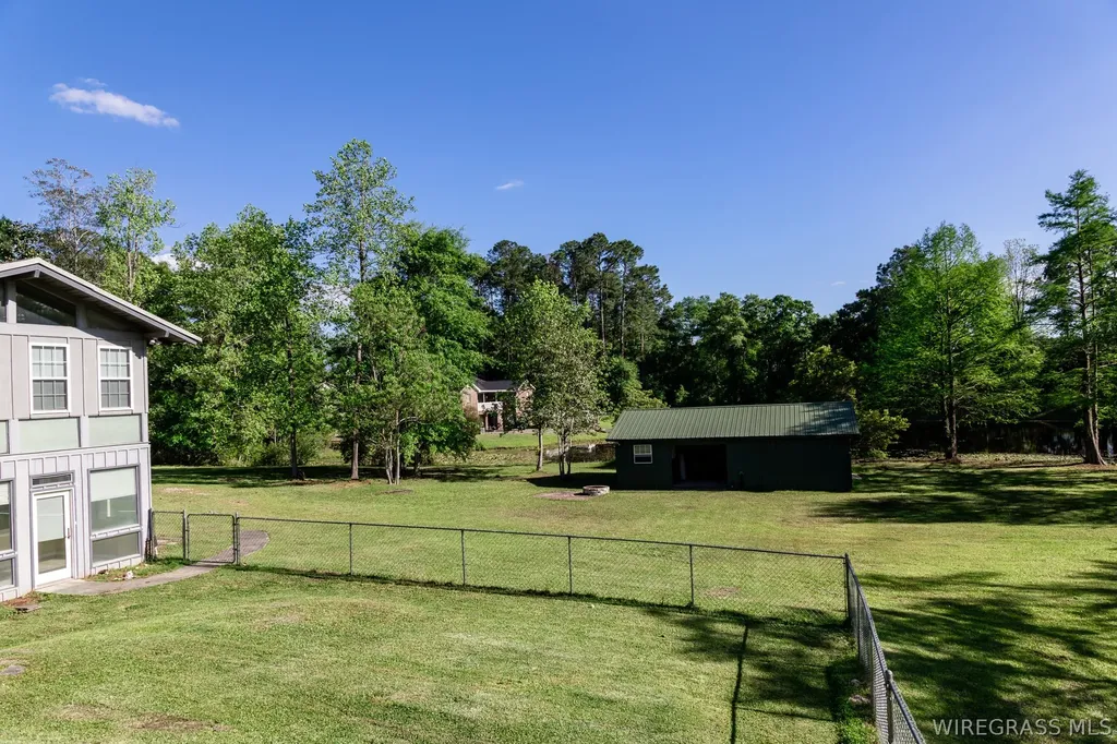 205 N Woodland Street Geneva AL 36340