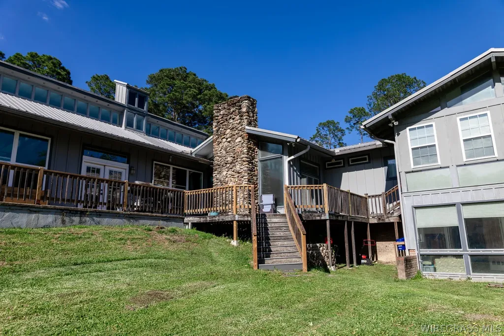 205 N Woodland Street Geneva AL 36340