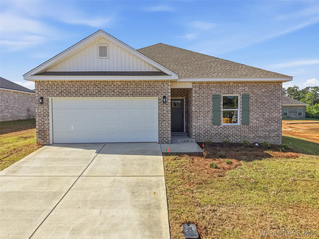331 Thornbird Loop Enterprise AL 36330