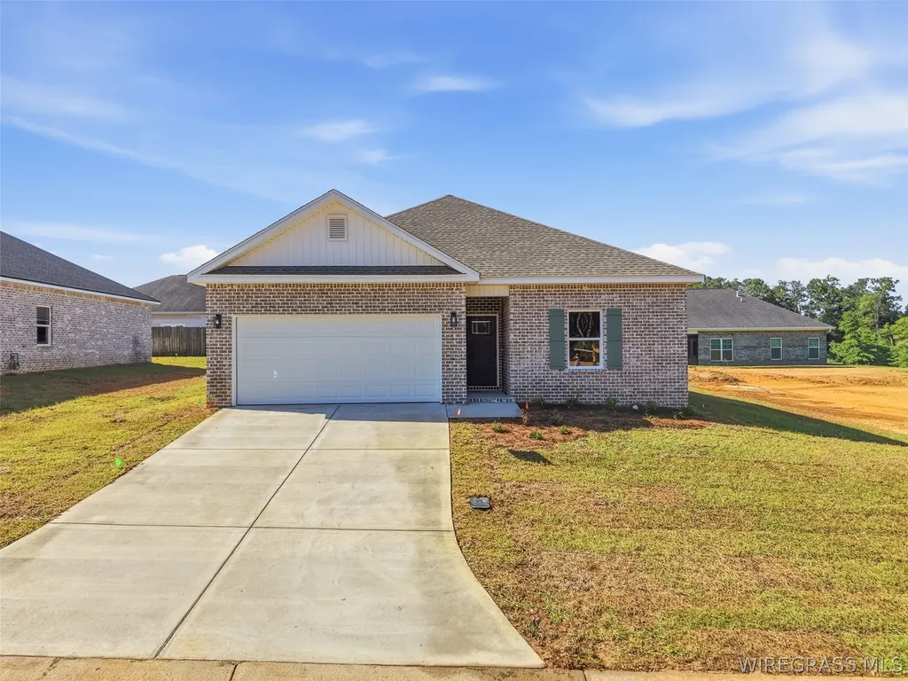 331 Thornbird Loop Enterprise AL 36330