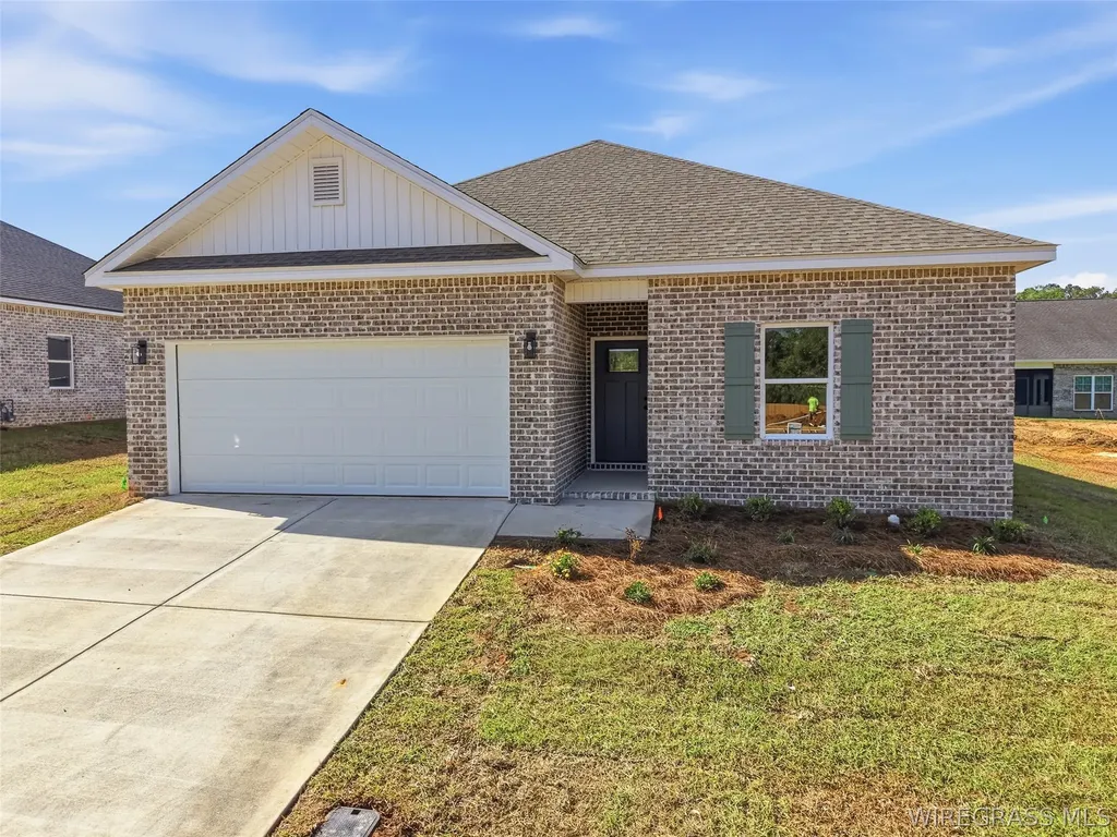 331 Thornbird Loop Enterprise AL 36330