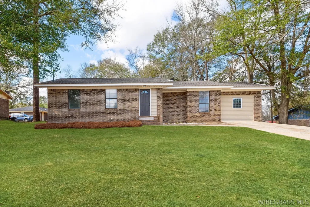 1451 Shellfield Road Enterprise AL 36330