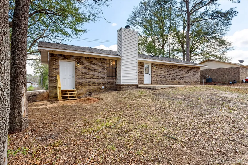 1451 Shellfield Road Enterprise AL 36330