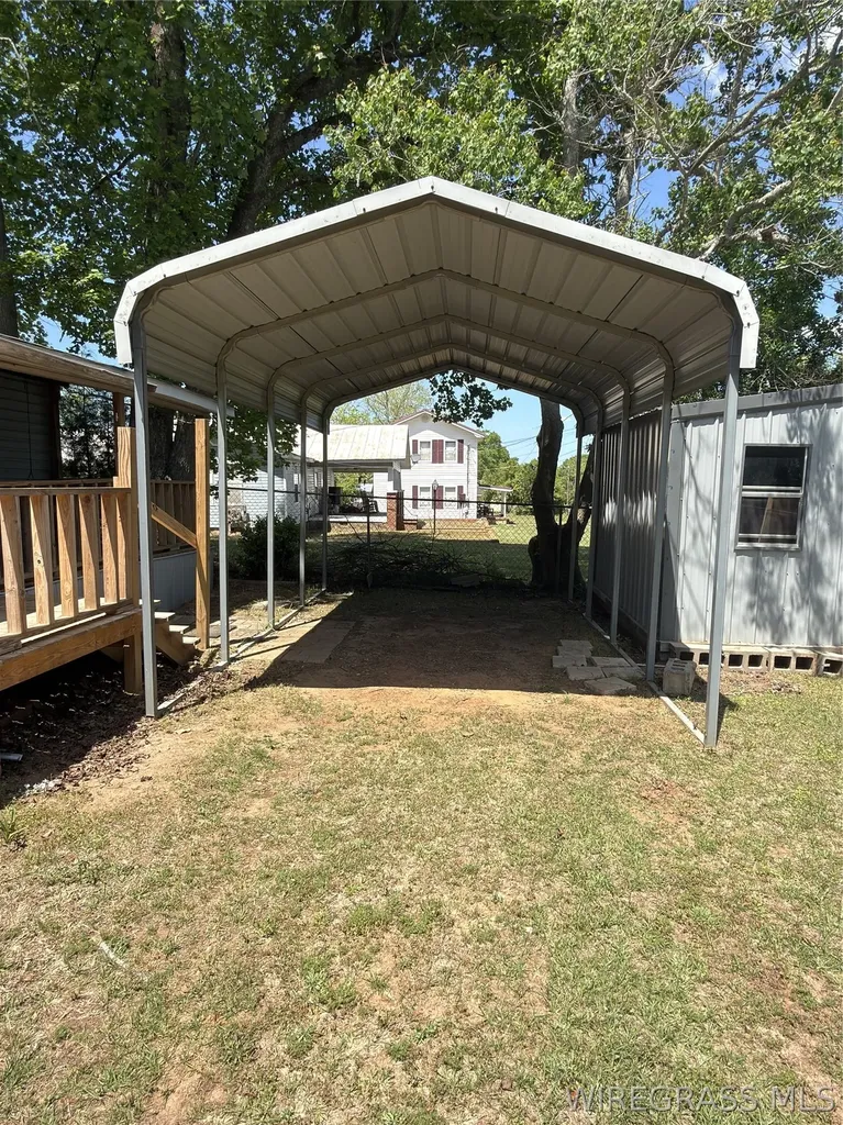 313 Fitzsimmons Street New Brockton AL 36351