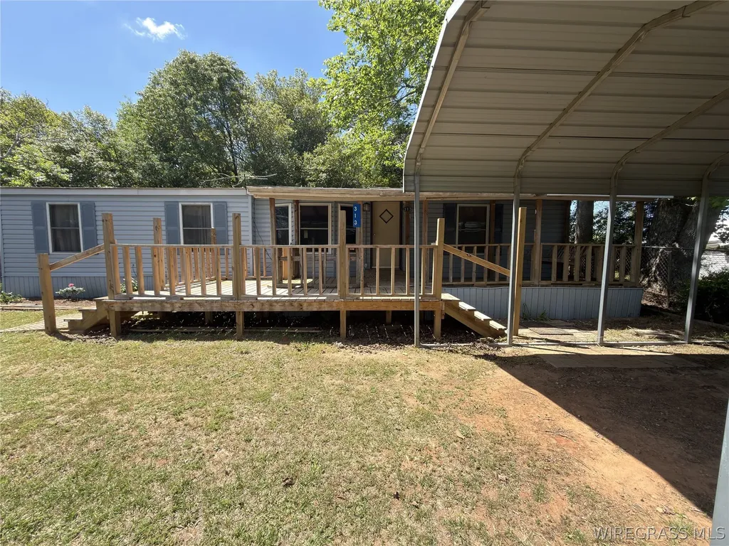 313 Fitzsimmons Street New Brockton AL 36351